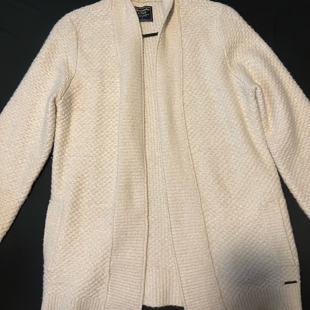 Abercrombie & Fitch Cream Cardigan